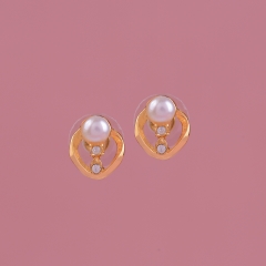 Fancy Pearl Stud Earrings