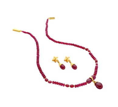 Ruby Drop Necklace Set