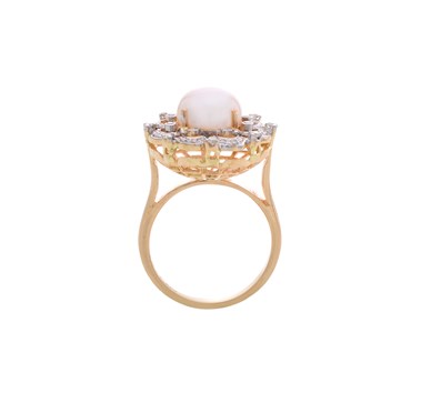 Pearl & Diamonds Statement Finger Ring