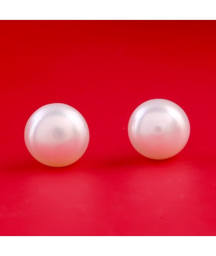 Ash Color Pearl Earstuds in Silver